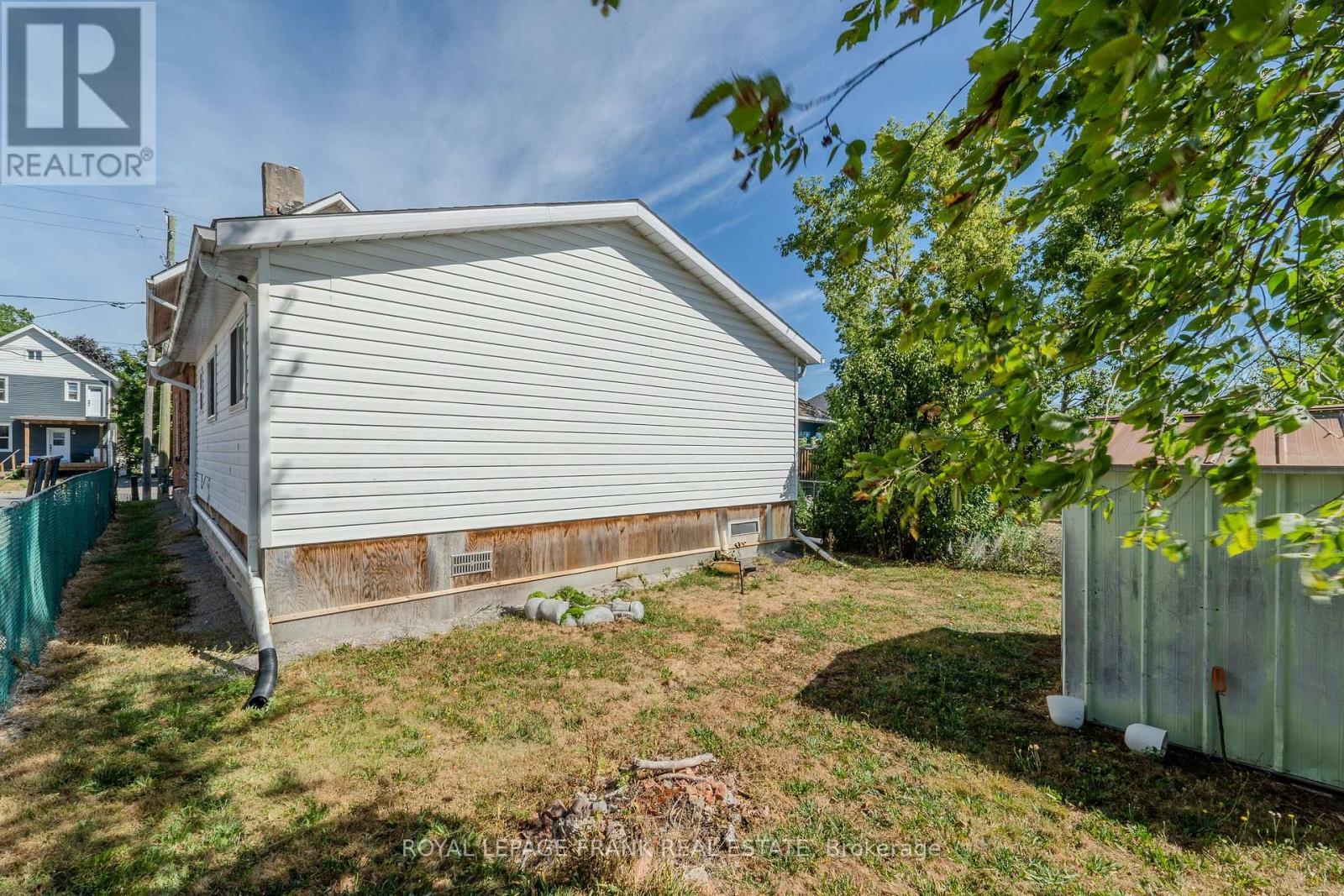












87 DURHAM STREET W

,
Kawartha Lakes (Lindsay),




Ontario
K9V2P8

