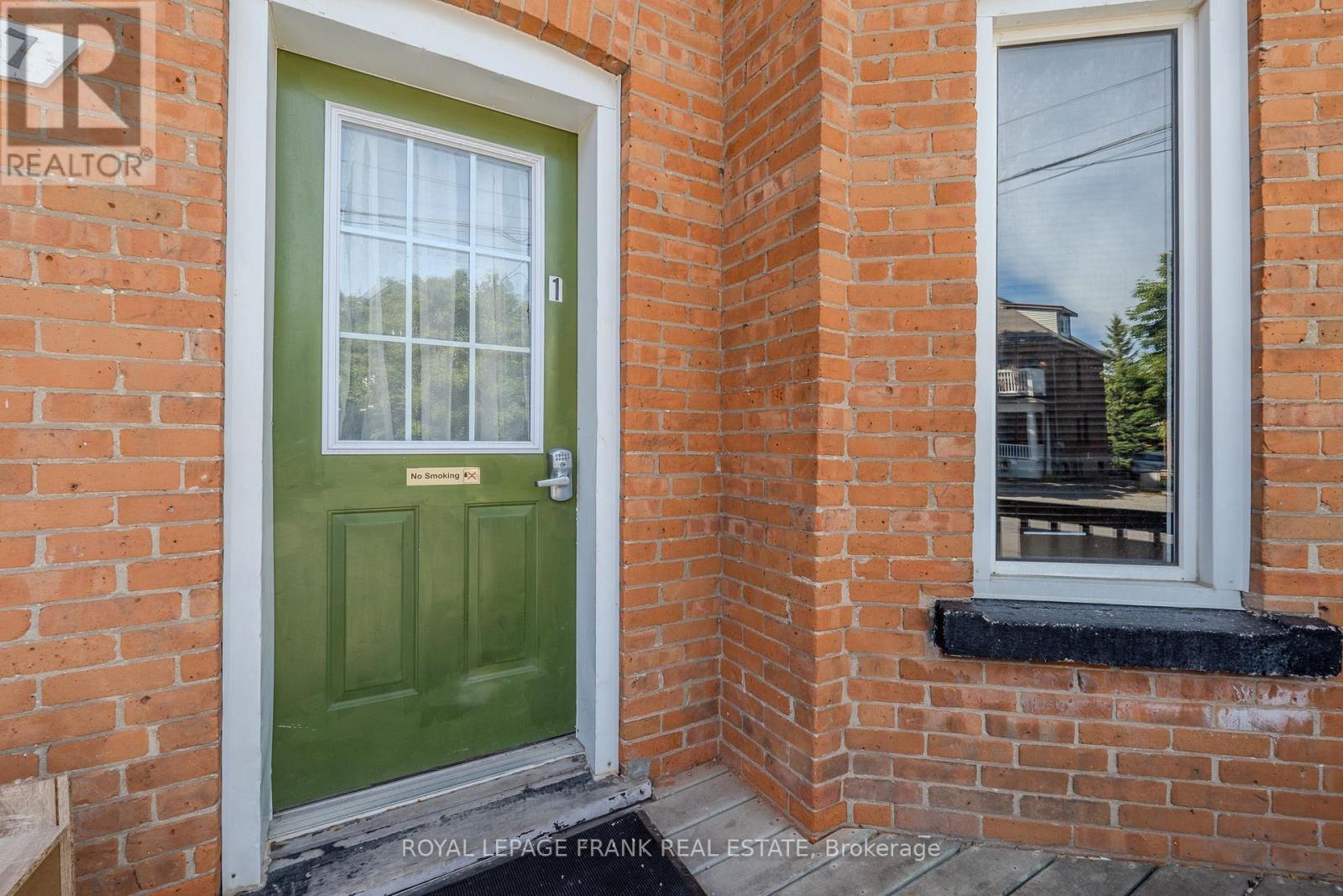 












87 DURHAM STREET W

,
Kawartha Lakes (Lindsay),




Ontario
K9V2P8

