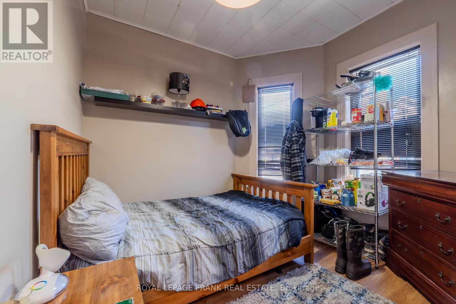 












87 DURHAM STREET W

,
Kawartha Lakes (Lindsay),




Ontario
K9V2P8

