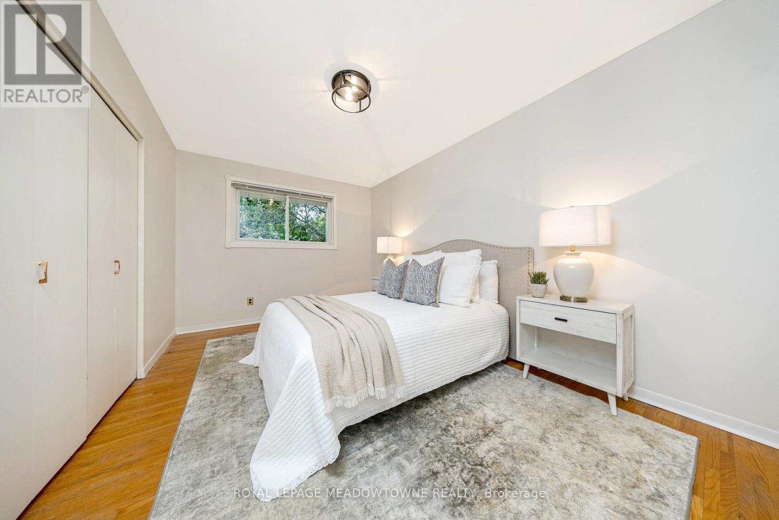 












379 WILLIAMS AVENUE

,
Milton,




Ontario
L9T2G3

