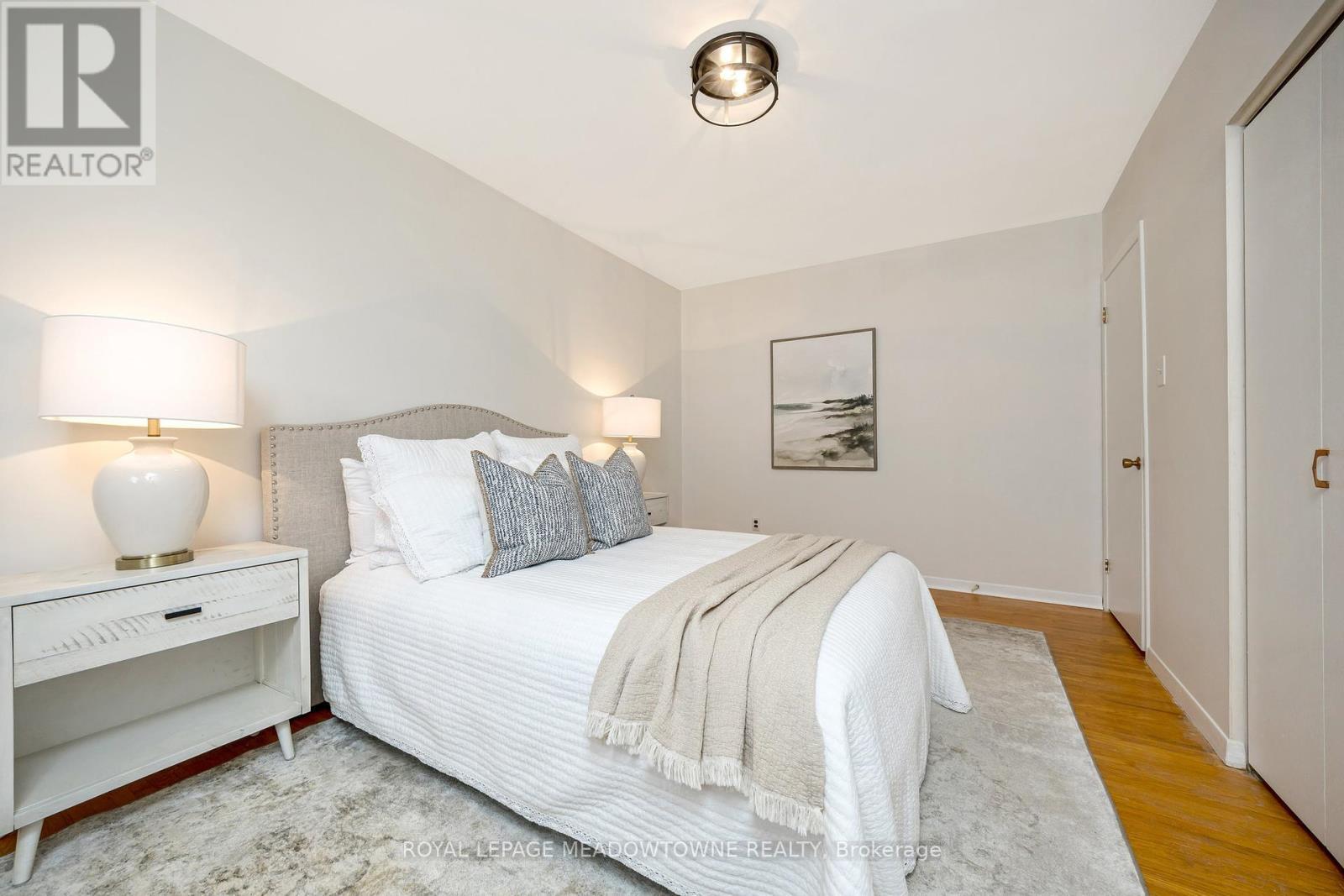 












379 WILLIAMS AVENUE

,
Milton,




Ontario
L9T2G3

