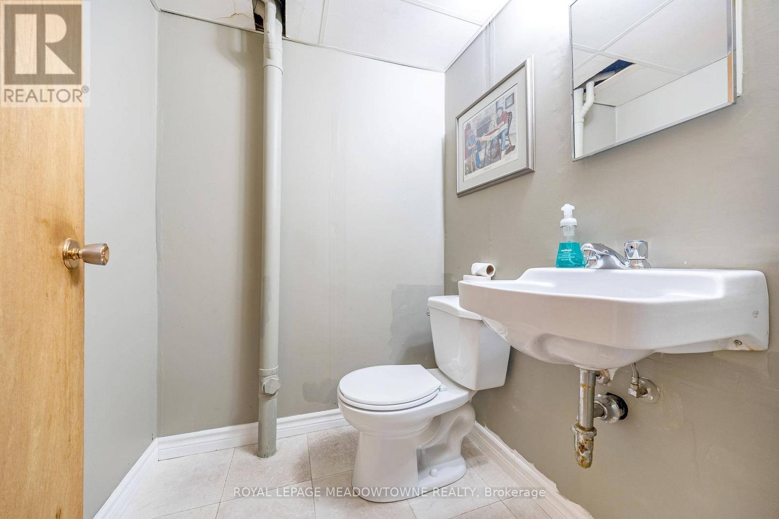












379 WILLIAMS AVENUE

,
Milton,




Ontario
L9T2G3

