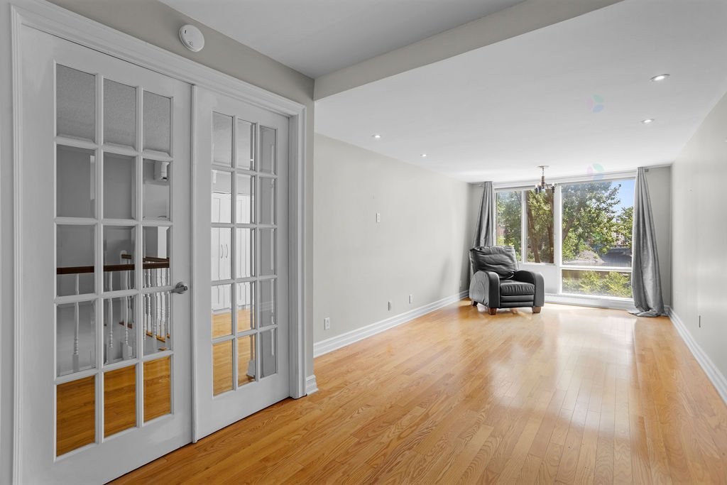 









4570


Ch. des Cageux

, 101,
Laval (Chomedey),




QC
H7W2S7

