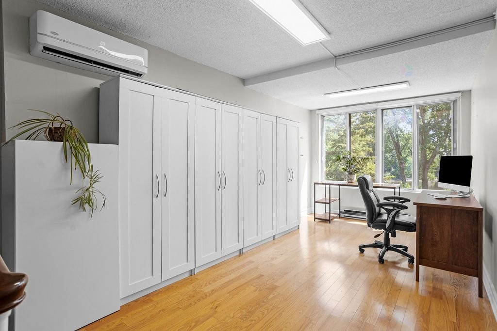 









4570


Ch. des Cageux

, 101,
Laval (Chomedey),




QC
H7W2S7

