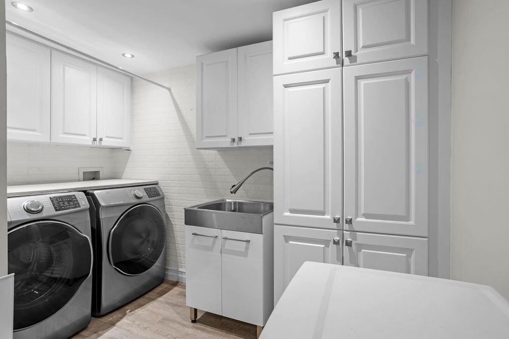 









4570


Ch. des Cageux

, 101,
Laval (Chomedey),




QC
H7W2S7

