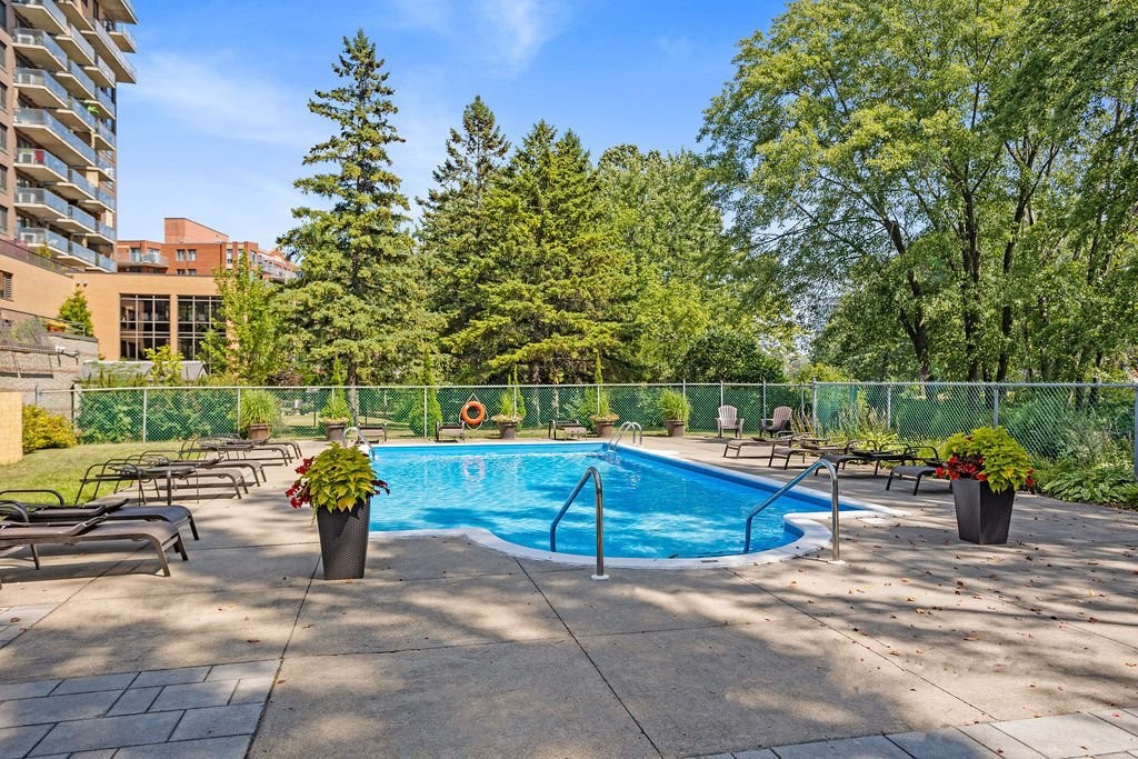 









4570


Ch. des Cageux

, 101,
Laval (Chomedey),




QC
H7W2S7

