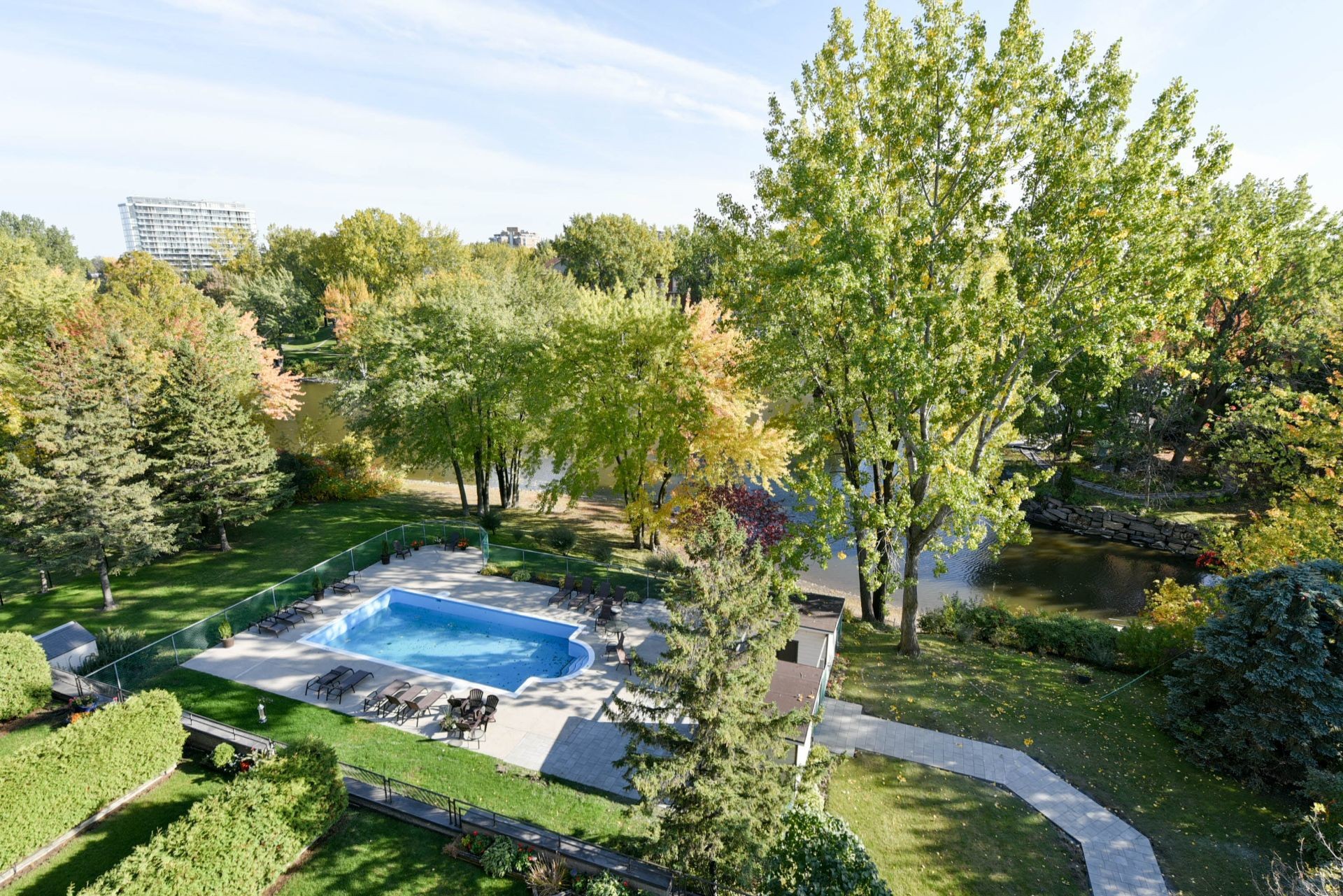 









4570


Ch. des Cageux

, 101,
Laval (Chomedey),




QC
H7W2S7

