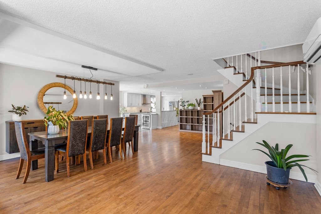 









4570


Ch. des Cageux

, 101,
Laval (Chomedey),




QC
H7W2S7

