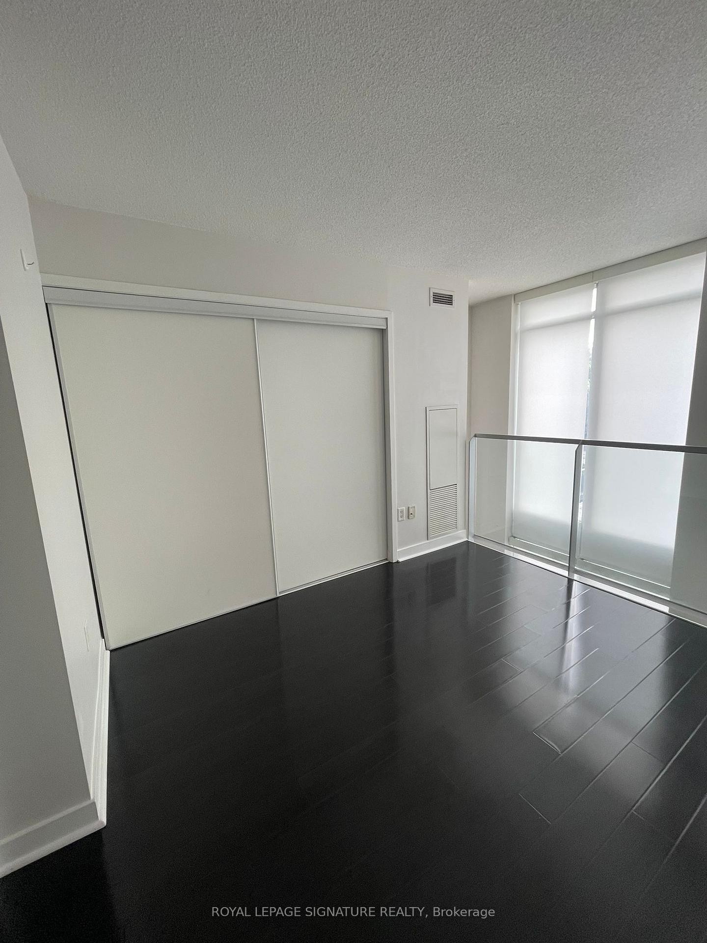 









15


Brunel

Court, 102,
Toronto,




ON
M5V 3Y6

