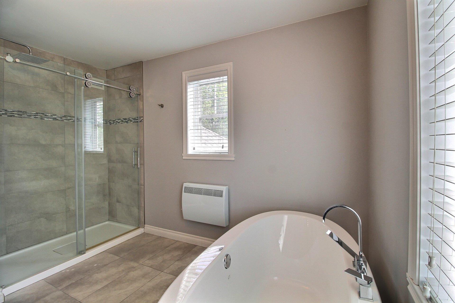 









27


Rue de la Crête

,
Orford,




QC
J1X0C5


