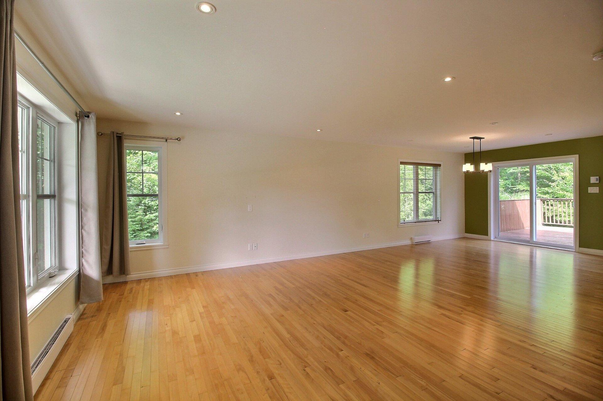 









27


Rue de la Crête

,
Orford,




QC
J1X0C5

