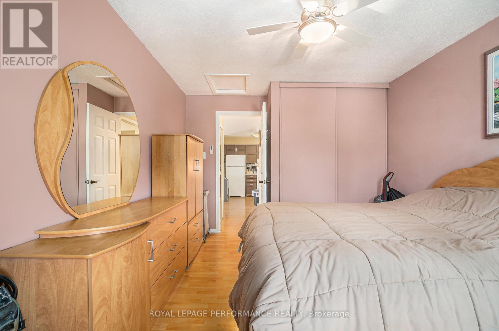 












201 - 1765 CABARET LANE

,
Ottawa,




Ontario
K4A2H2

