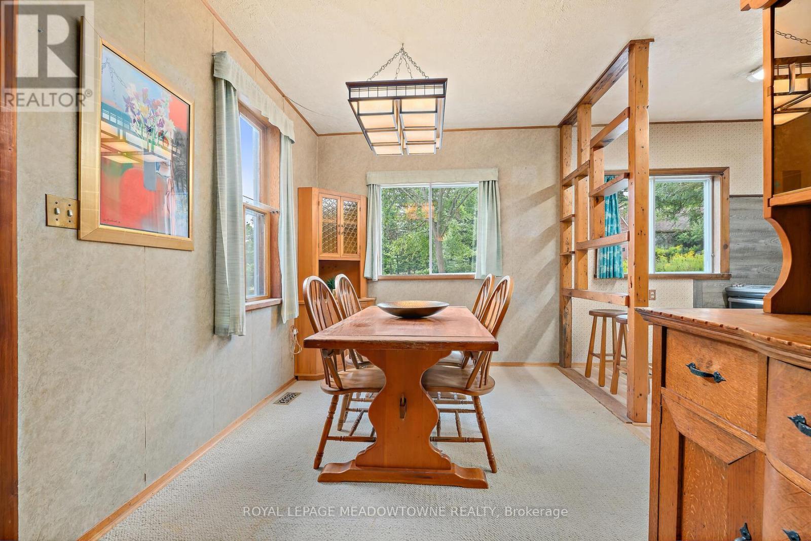 












11369 22 SIDE ROAD

,
Halton Hills,




Ontario
L0P1H0

