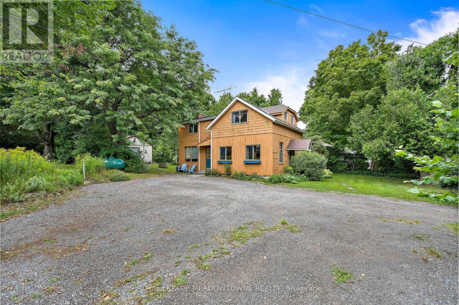 












11369 22 SIDE ROAD

,
Halton Hills,




Ontario
L0P1H0

