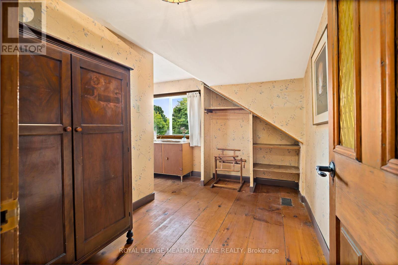 












11369 22 SIDE ROAD

,
Halton Hills,




Ontario
L0P1H0

