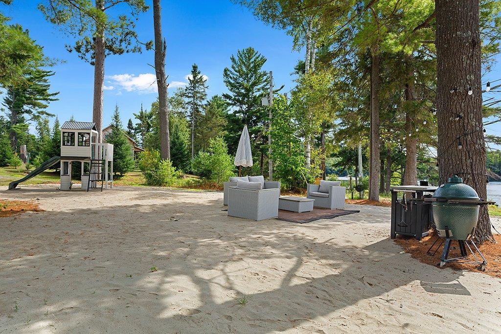 









94


Av. Palmer

,
Otter Lake,




QC
J0X2P0

