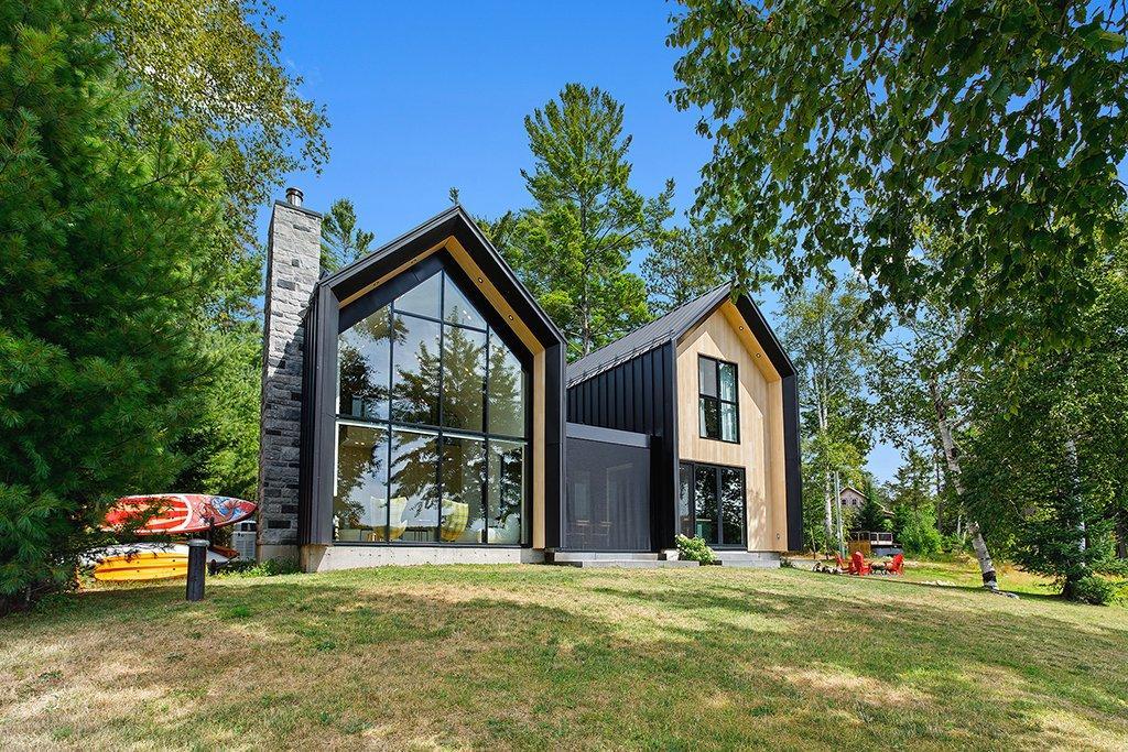 









94


Av. Palmer

,
Otter Lake,




QC
J0X2P0

