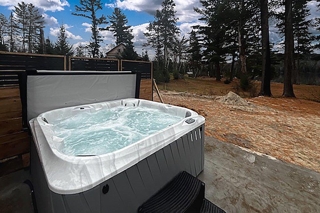 









94


Av. Palmer

,
Otter Lake,




QC
J0X2P0

