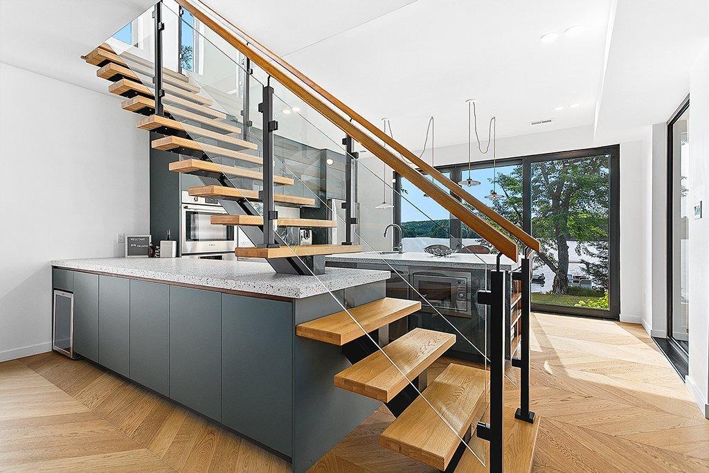 









94


Av. Palmer

,
Otter Lake,




QC
J0X2P0

