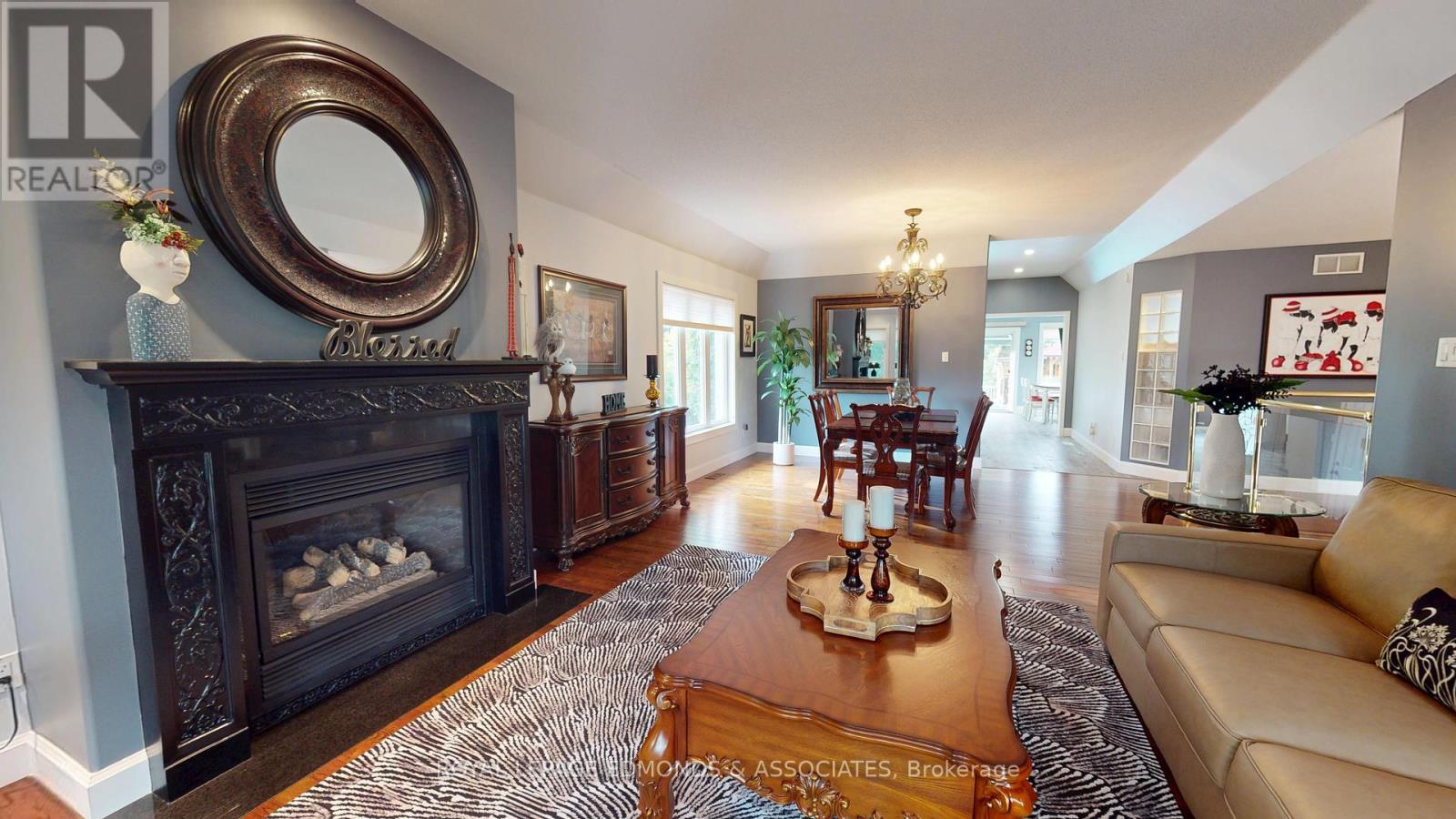 












4 JAMIE CRESCENT

,
Petawawa,




Ontario
K8H3N2

