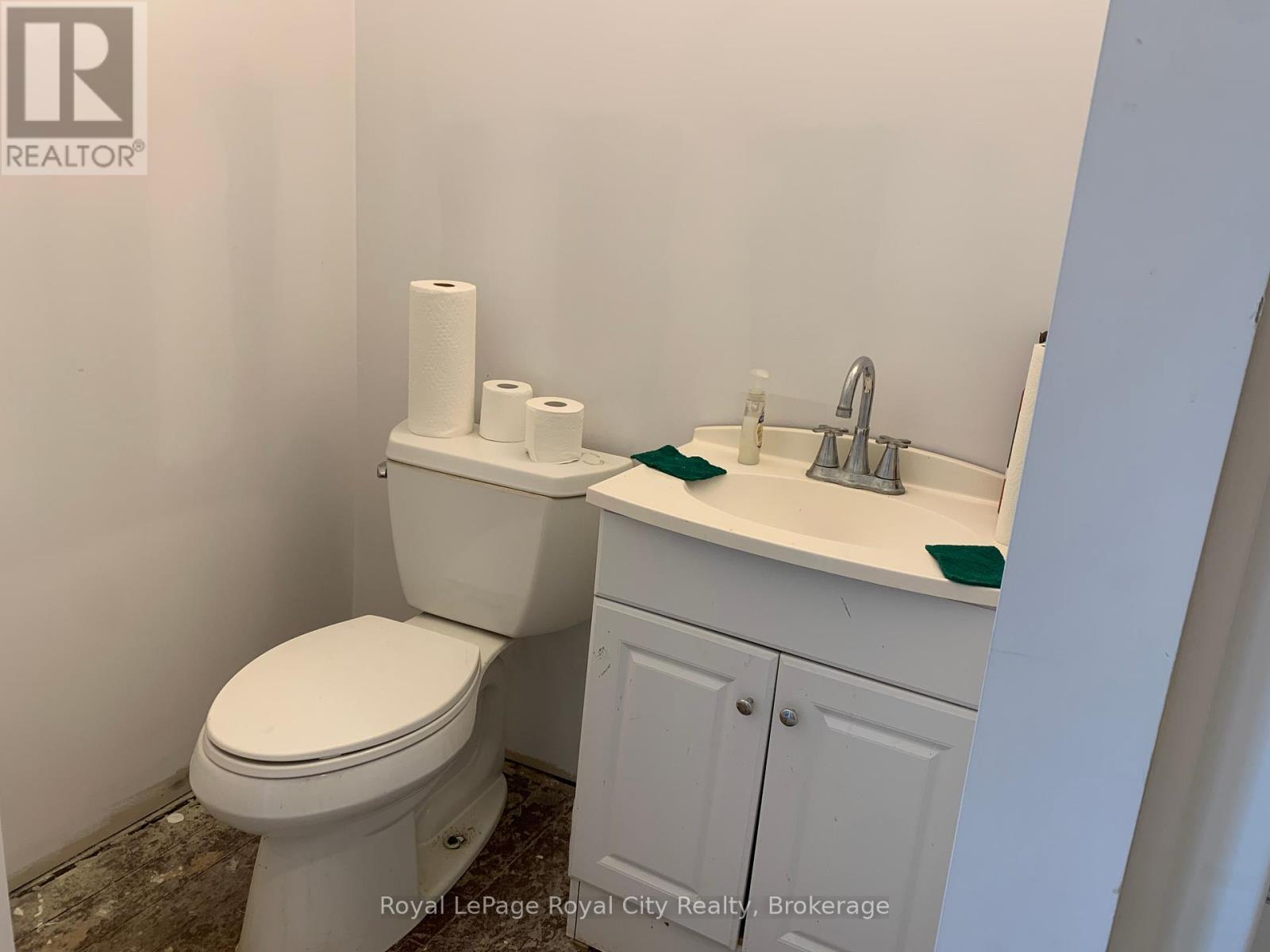 












180 WATERLOO AVENUE

,
Guelph (Downtown),




Ontario
N1H3J3


