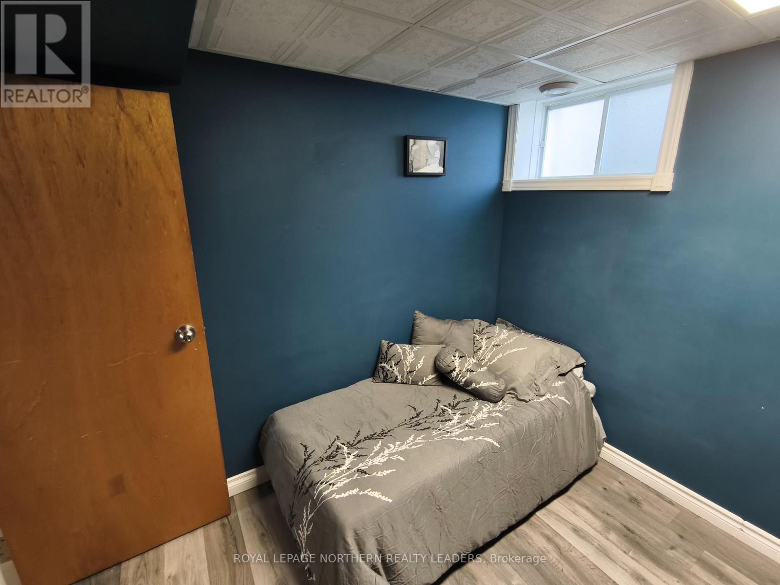 












51 CARLIN AVENUE

,
Timmins (TM - TNW - Algonquin to Jubilee),




Ontario
P4N4K8

