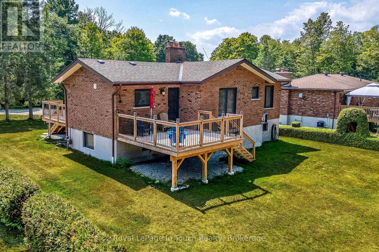 












26 GLEN CEDAR DRIVE

,
Tiny,




Ontario
L9M0H8

