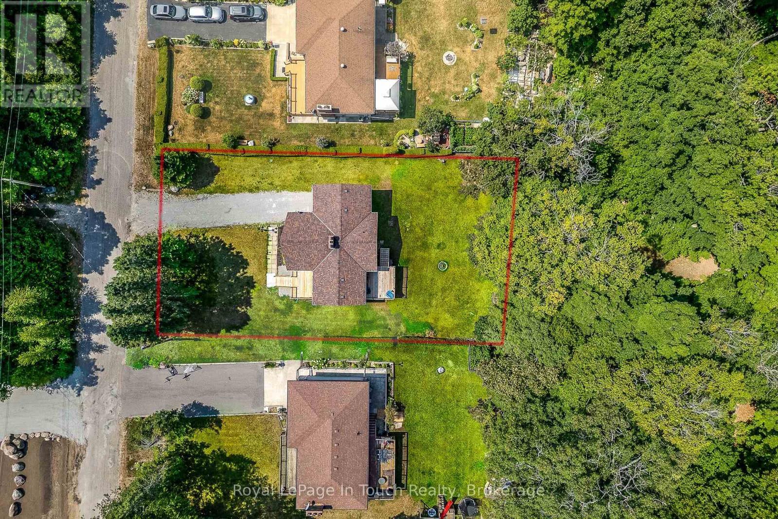 












26 GLEN CEDAR DRIVE

,
Tiny,




Ontario
L9M0H8

