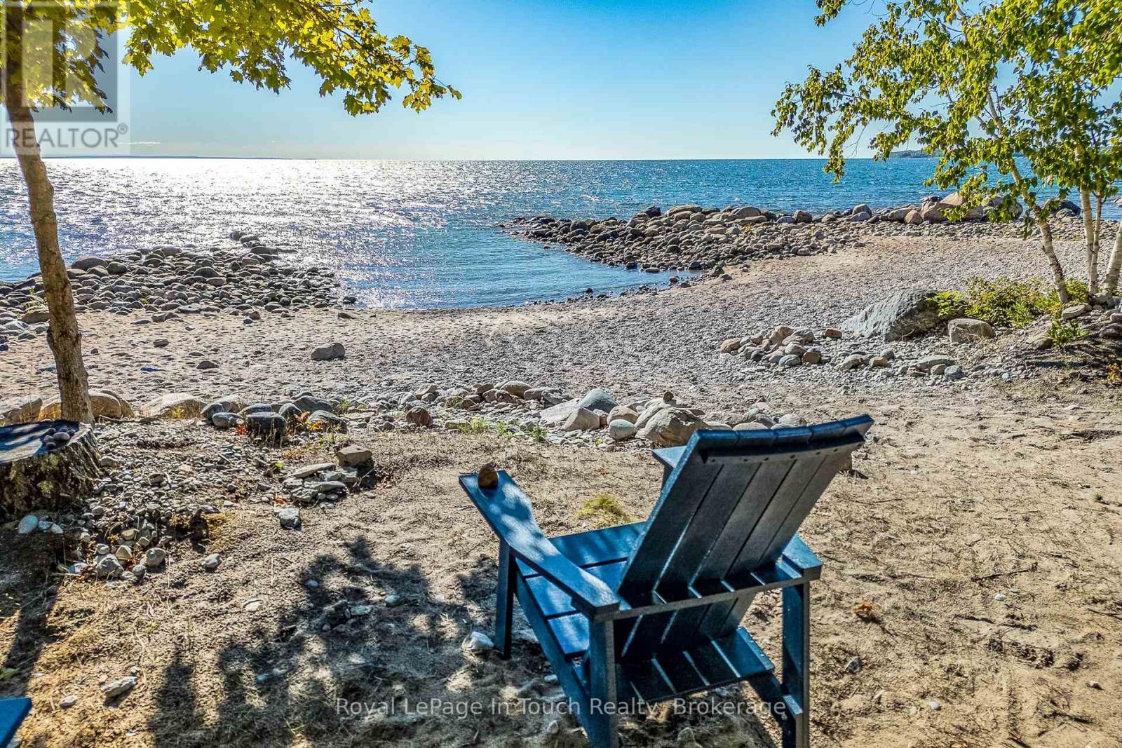












26 GLEN CEDAR DRIVE

,
Tiny,




Ontario
L9M0H8

