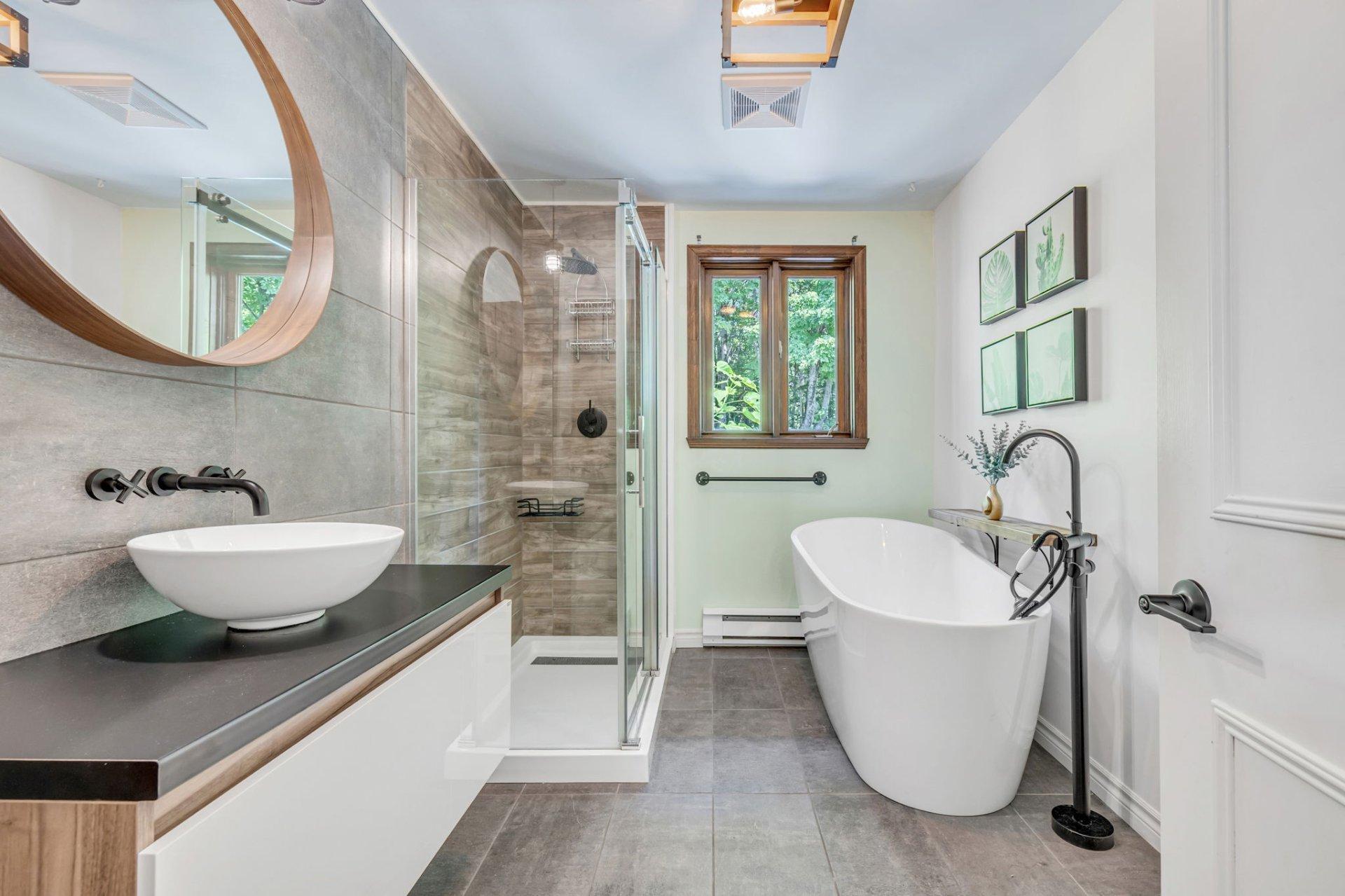 









2450


Route de Fossambault

,
Sainte-Catherine-de-la-Jacques-Cartier,




QC
G3N1R3

