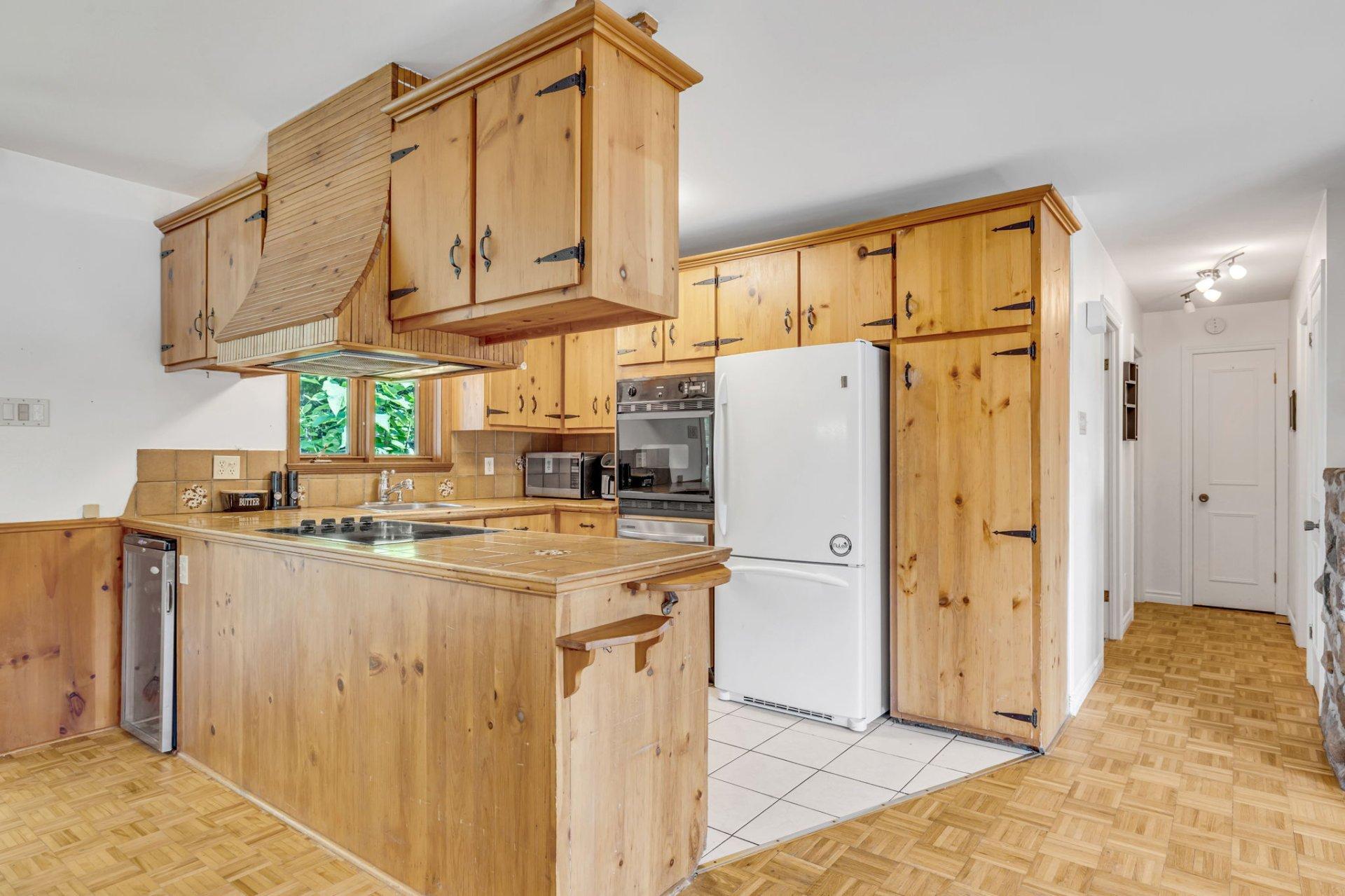 









2450


Route de Fossambault

,
Sainte-Catherine-de-la-Jacques-Cartier,




QC
G3N1R3

