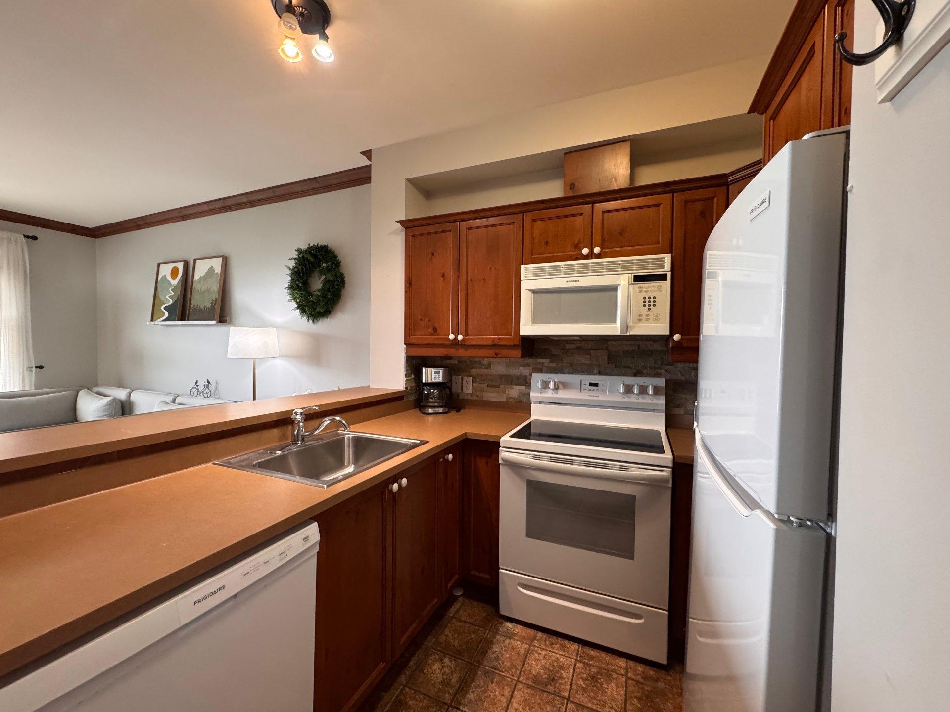 









186


Rue du Mont-Plaisant

, 4,
Mont-Tremblant,




QC
J8E1L2

