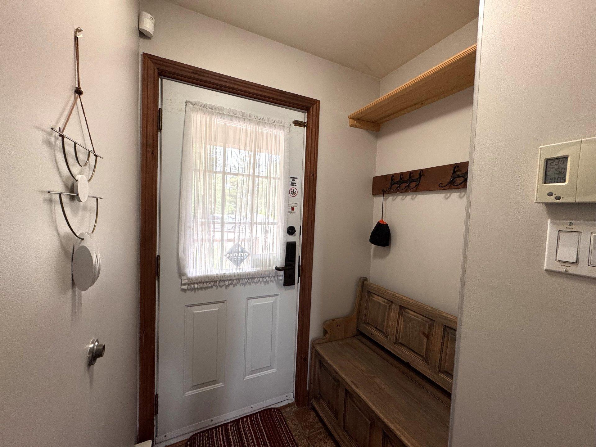 









186


Rue du Mont-Plaisant

, 4,
Mont-Tremblant,




QC
J8E1L2

