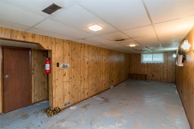 









435


Church

AVE,
Winnipeg,




MB
R2W 1C5

