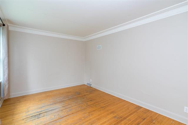 









435


Church

AVE,
Winnipeg,




MB
R2W 1C5

