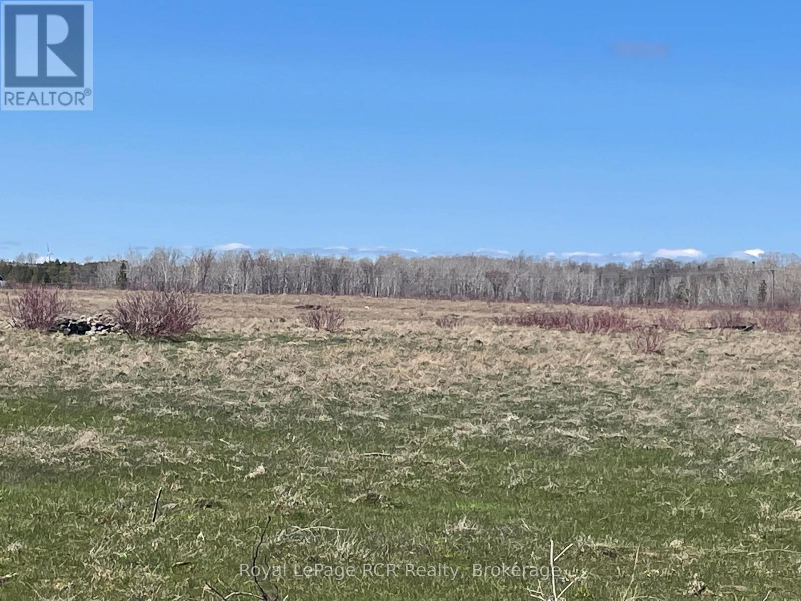 












250 SCOTCH LINE ROAD

,
Assiginack,







Ontario
P0P1W0

