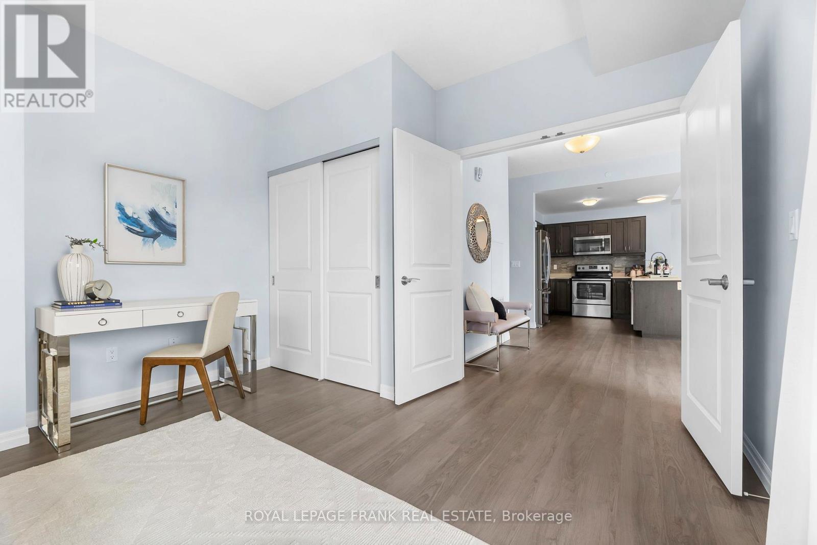 












320 - 420 WILLIAM GRAHAM DRIVE

,
Aurora,




Ontario
L4G1X4


