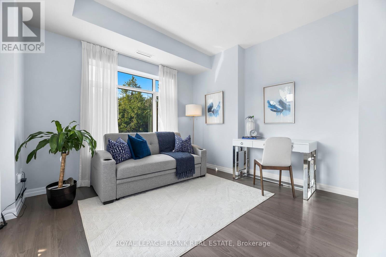 












320 - 420 WILLIAM GRAHAM DRIVE

,
Aurora,




Ontario
L4G1X4

