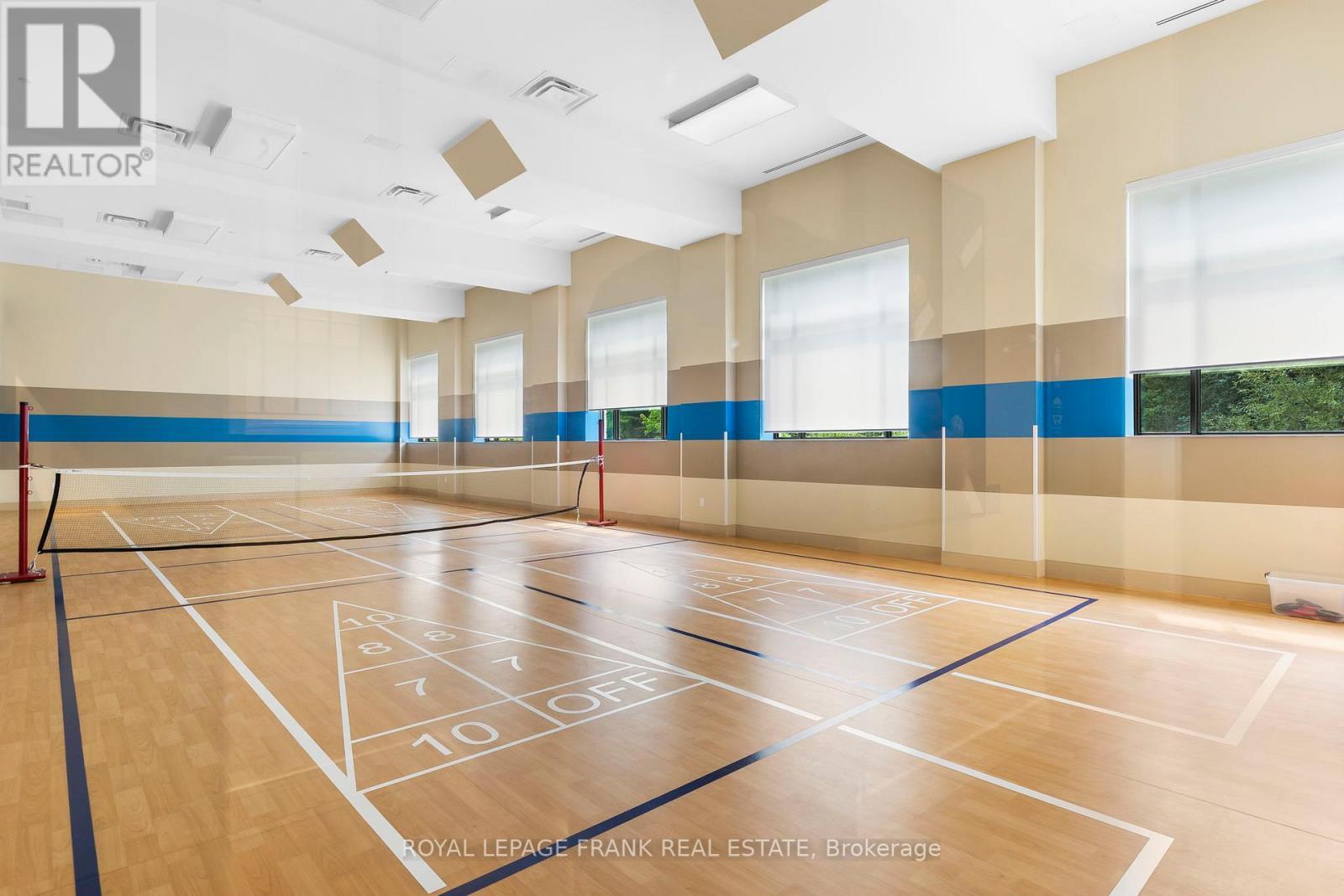 












320 - 420 WILLIAM GRAHAM DRIVE

,
Aurora,




Ontario
L4G1X4

