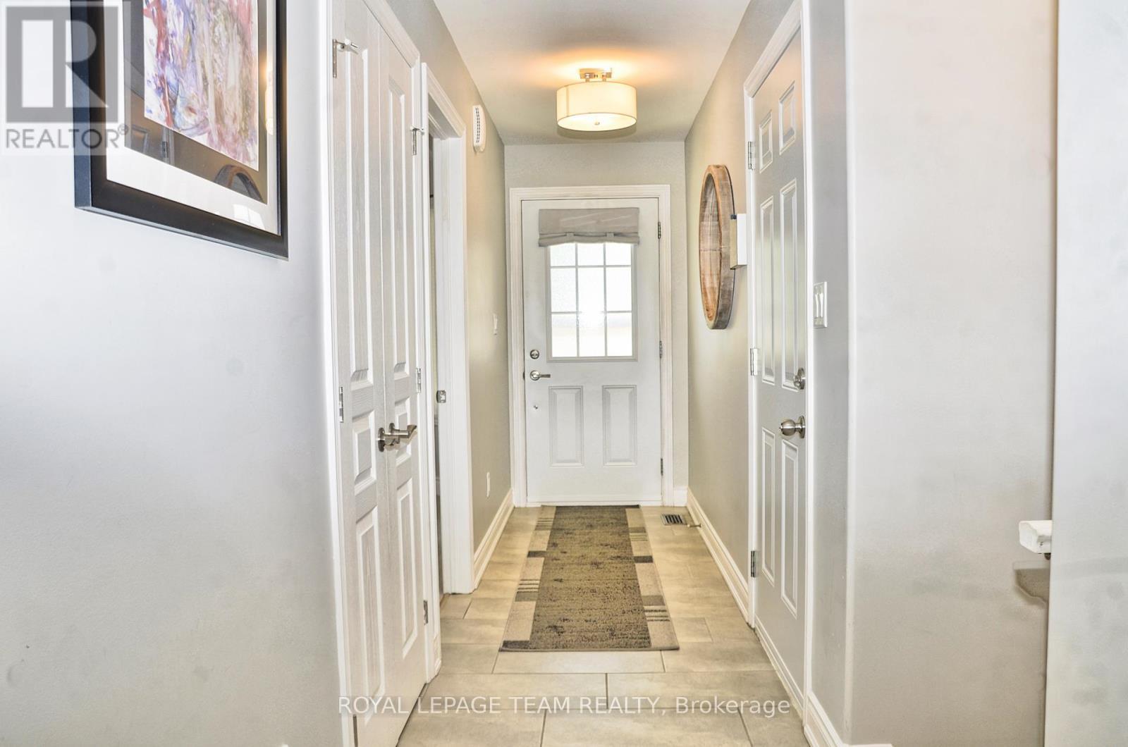 












13A CENTRE STREET N

,
Brockville,




Ontario
K6V5S6

