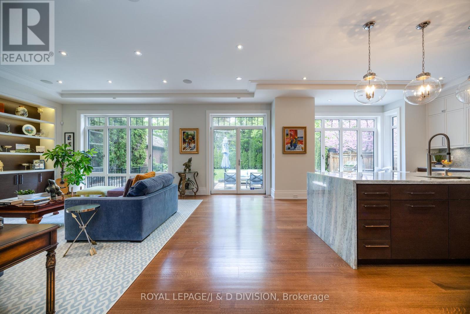 












162 DAWLISH AVENUE

,
Toronto,




Ontario
M4N1H5

