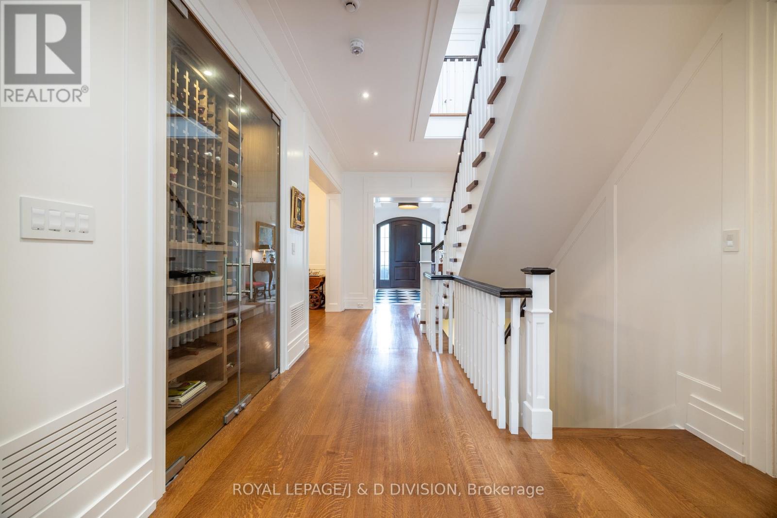 












162 DAWLISH AVENUE

,
Toronto,




Ontario
M4N1H5

