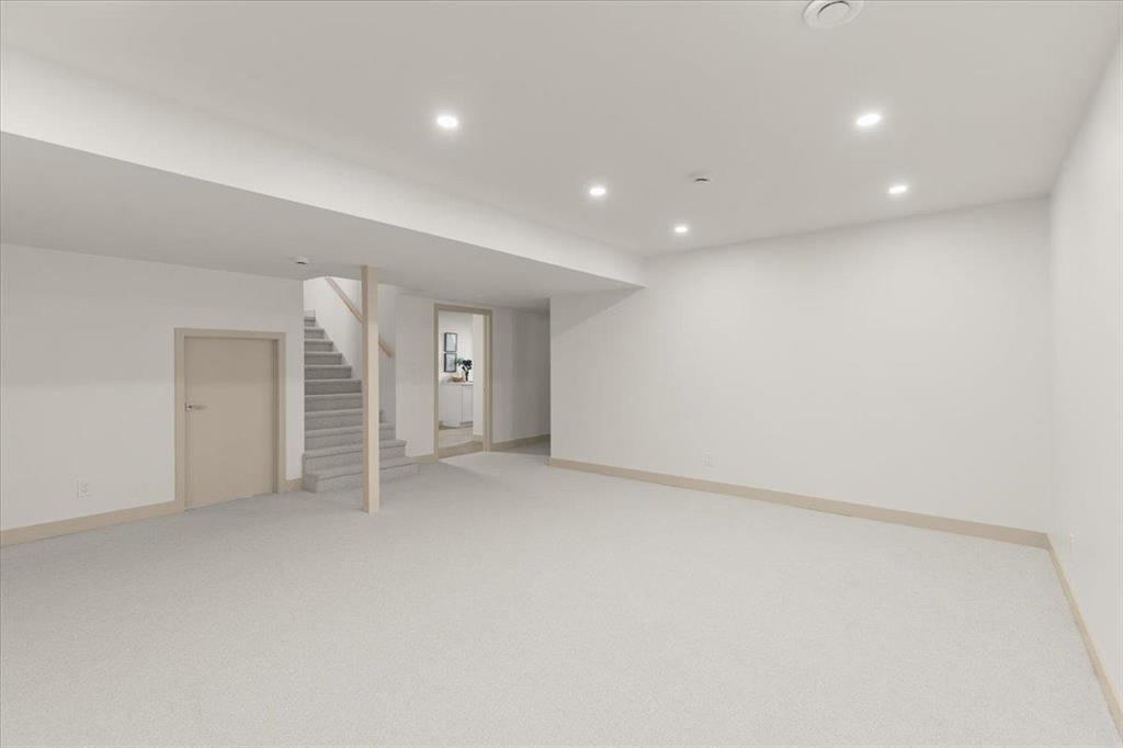 












1 CHERRY TREE LANE Lane

,
Oakbank,




Manitoba
R5N0N7

