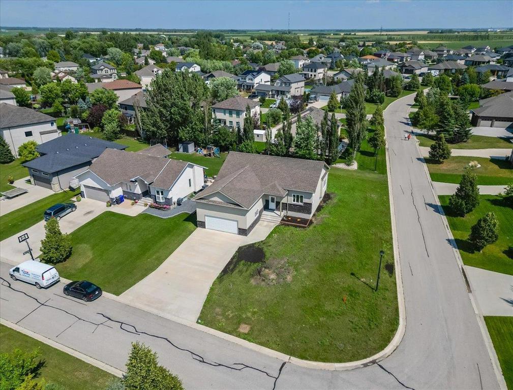 












1 CHERRY TREE LANE Lane

,
Oakbank,




Manitoba
R5N0N7

