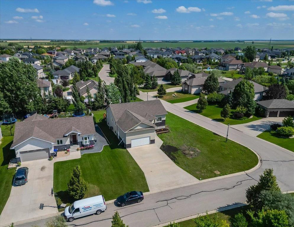 












1 CHERRY TREE LANE Lane

,
Oakbank,




Manitoba
R5N0N7

