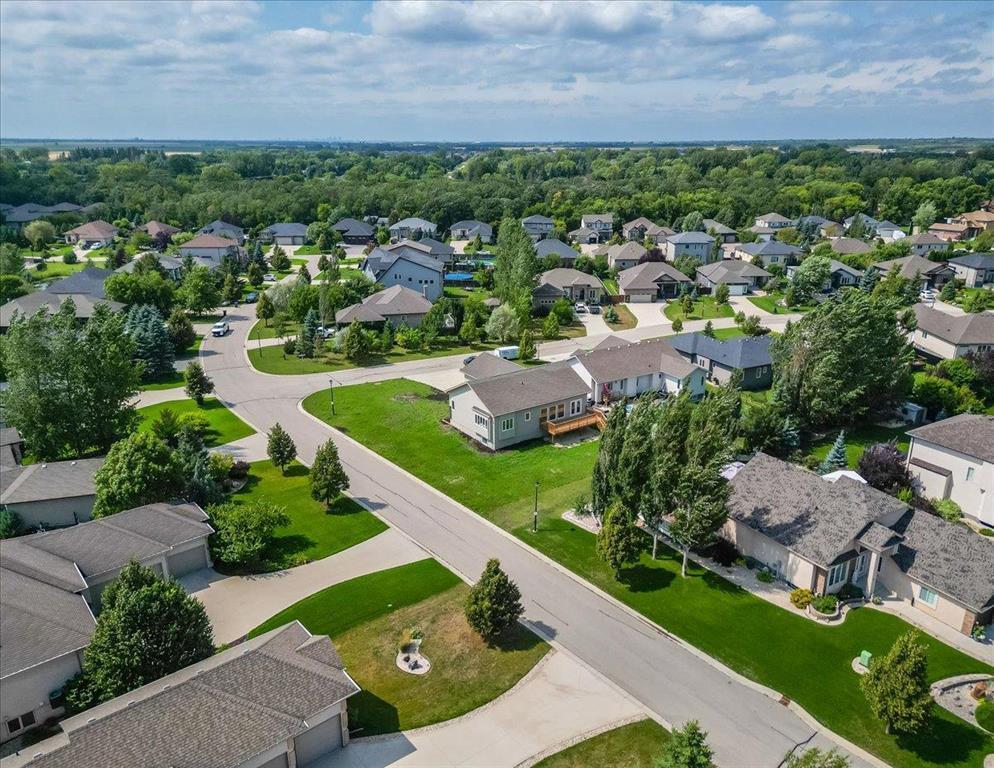 












1 CHERRY TREE LANE Lane

,
Oakbank,




Manitoba
R5N0N7

