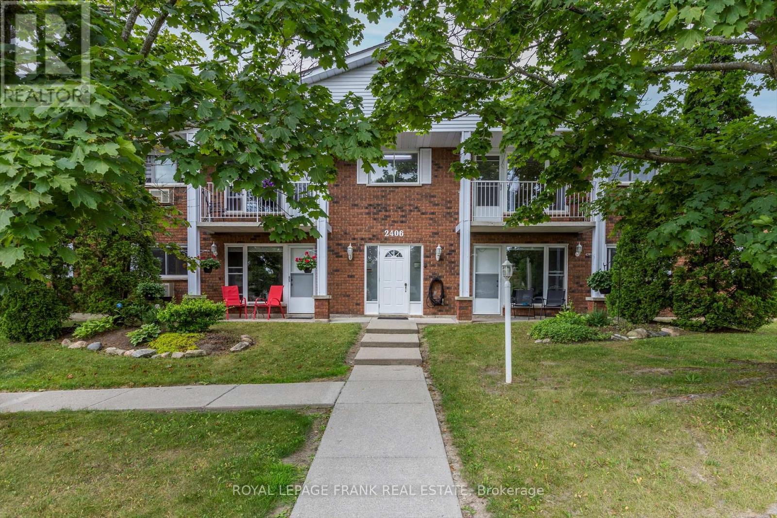 












201 - 2406 MOUNTLAND DRIVE

,
Peterborough West (Central),




Ontario
K9K2E1

