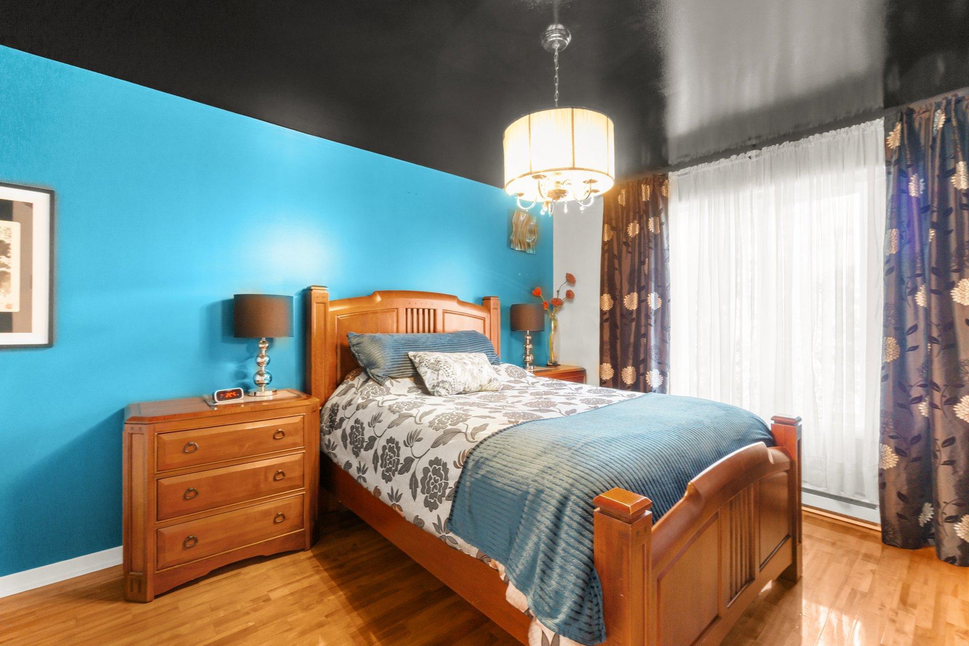 









7125


Rue Marie-Boucher

,
Trois-Rivières,




QC
G8Y7J1


