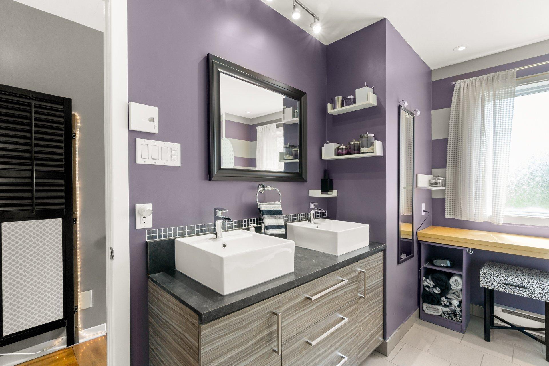 









7125


Rue Marie-Boucher

,
Trois-Rivières,




QC
G8Y7J1


