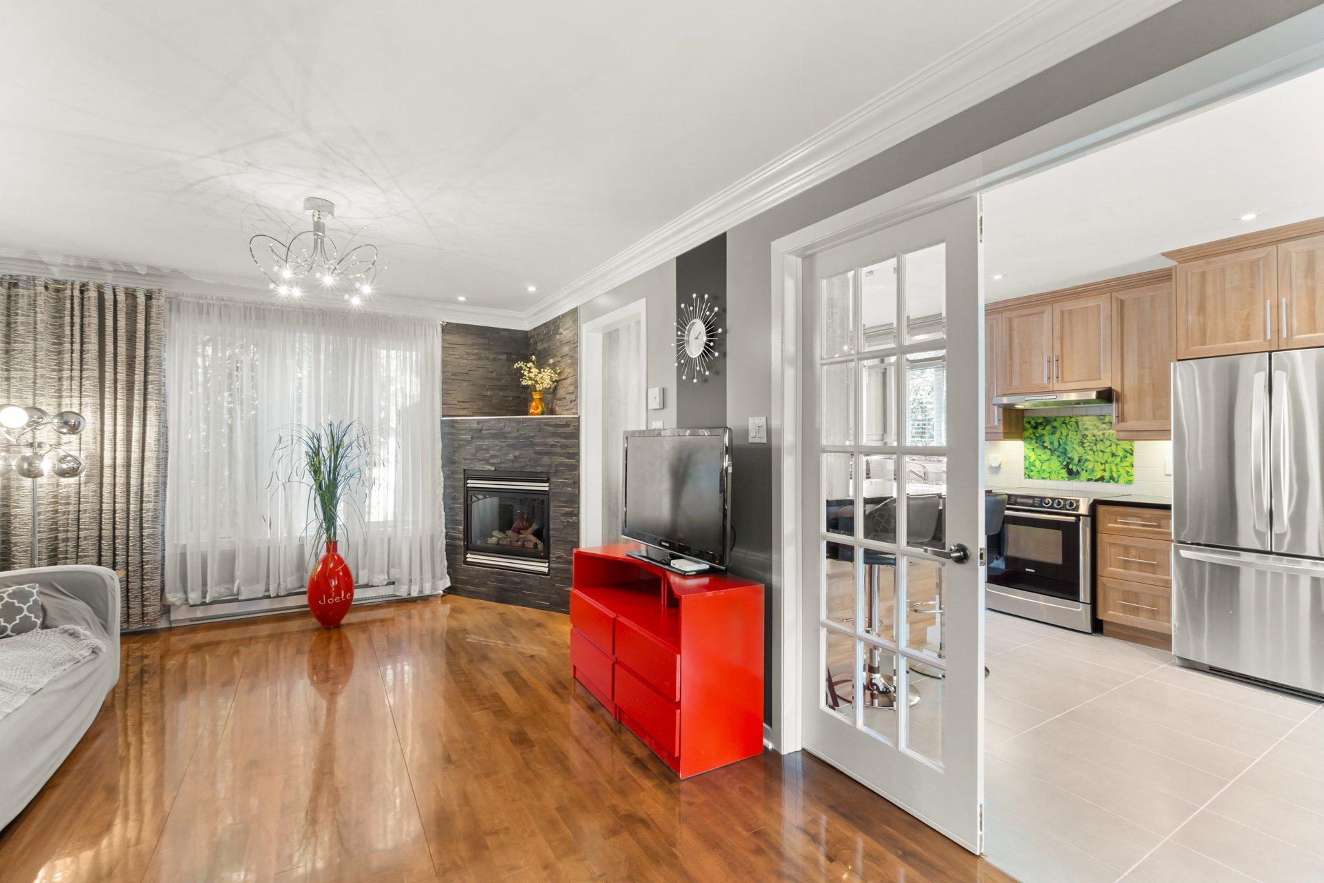 









7125


Rue Marie-Boucher

,
Trois-Rivières,




QC
G8Y7J1

